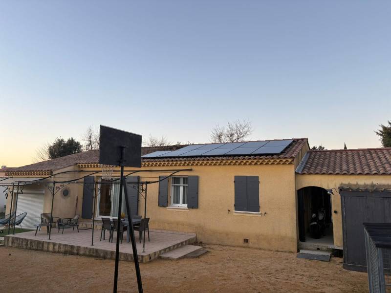 Installation solaire sur villa dans le secteur du Pontet