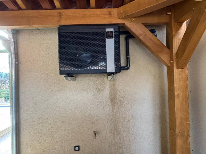 Installation pompe a chaleur piscine,  Vaison la Romaine  LUNASOL 84