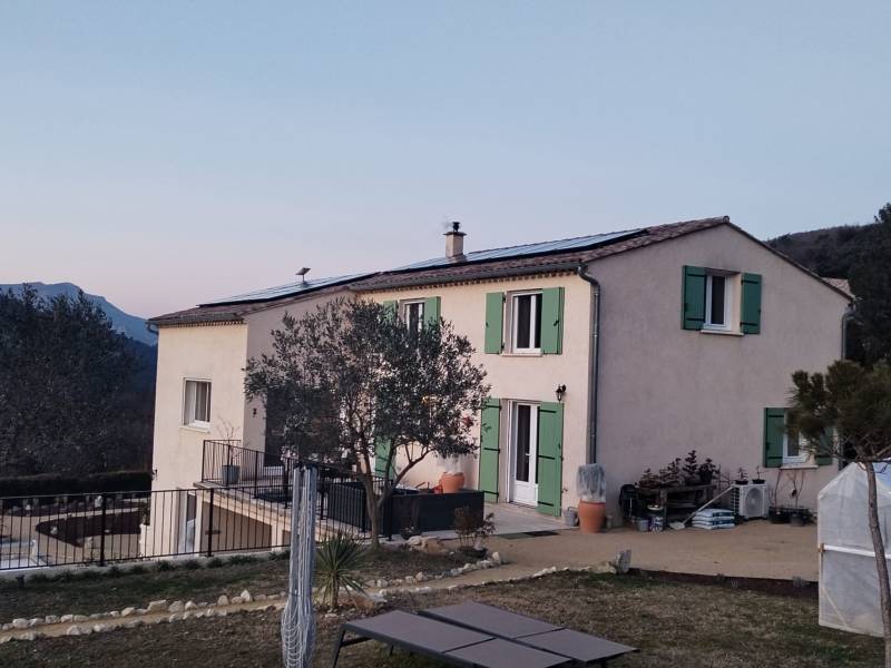 Installation de panneaux solaires dans la Drôme (26)