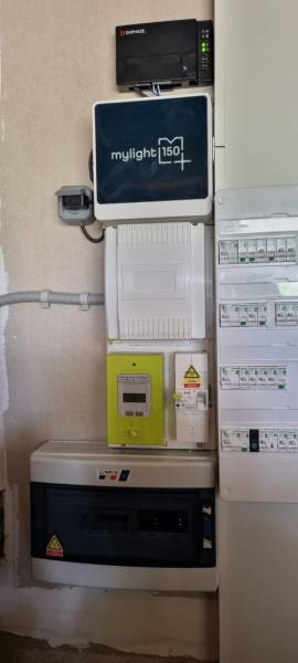 Installation photovoltaïque Mylight 425 Wc avec batterie virtuelle pour particuliers à Mazan (84380)