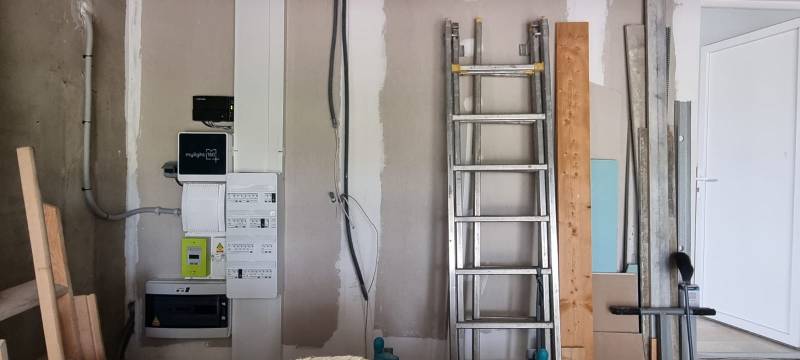 Installation photovoltaïque Mylight 425 Wc avec batterie virtuelle pour particuliers à Mazan (84380)