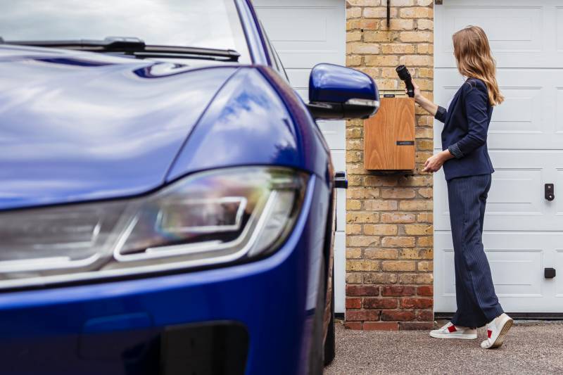 Installer une borne de recharge en maison individuelle pour location saisonnière à Nyons (26)