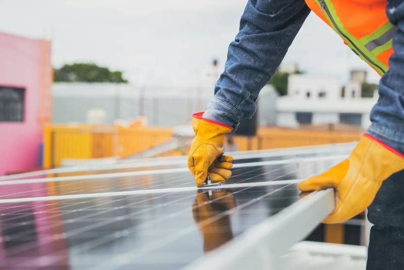 ’installation de vos panneaux solaires à Nyons avec Lunasol 